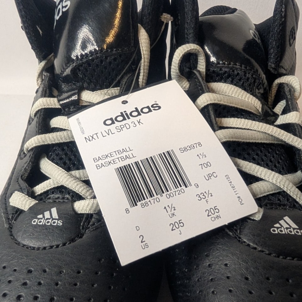 NIB Adidas NXT LVL SPD 3 K Kids Size 1 Sleek Black Basketball Shoes